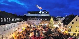 Weihnachtsmarkt in Saarbrücken (Foto: picture alliance / dpa | Oliver Dietze)