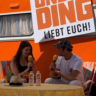 UNSERDING-Moderatorin Stephanie mit Bosse (Foto: UNSERDING/Stephanie Arent)