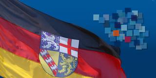 Saarlandflagge mit dem Logo der Umfrage (Foto: Imago Images/Weinmüller/SR/Infratest dimap)