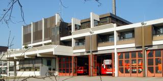 Feuerwache 1 der Saarbrücker Berufsfeuerwehr (Foto: Wikimedia Commons, AnRo0002, CC0)