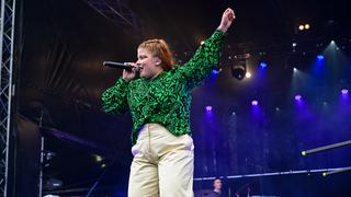 Loi auf der Bühne beim SR Ferien Open Air 2023. (Foto: Dirk Guldner)