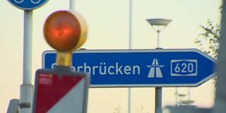 Baustelle auf der Stadtautobahn A620  (Foto: SR)