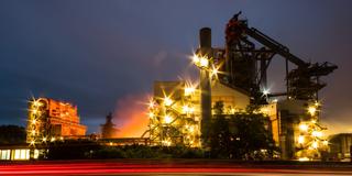 Stahlindustrie im Saarland. Das Stahlunternehmen Dillinger (Foto: picture alliance/dpa | Andreas Arnold)