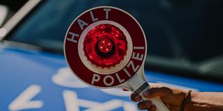 Polizeikelle (Foto: picture alliance / onw-images | -)