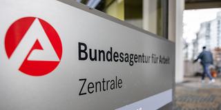Logo der Bundesagentur für Arbeit. (Foto: picture alliance/dpa | Daniel Karmann)