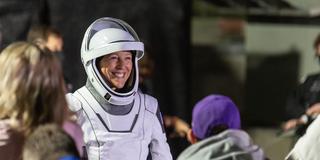 Die französische ESA-Astronautin Sophie Adenot am 13.02.2026 vor dem Abflug von Crew 12 zur ISS. (Foto: picture alliance / NurPhoto | Manuel Mazzanti)