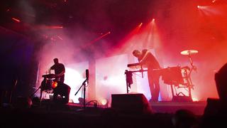 Odesza auf der Bühne (Foto: dpa)