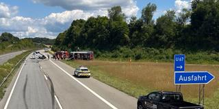 Unfall am 11.07.2025 auf der A8 bei Zweibrücken, Anschlussstelle Walshausen (Foto: Polizei Zweibrücken)
