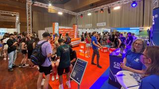 Der Stand von UNSERDING/SR auf der "Abi was dann"-Messe. (Foto: UNSERDING)