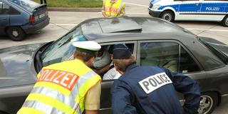 Deutsch-französische Polizeikontrolle (Foto: dpa/Rolf Haid)