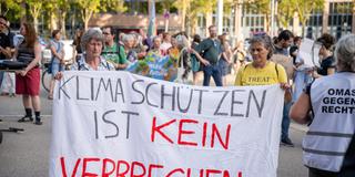 Rund 450 Menschen demonstrierten bei Fridays for Future Aktion (Foto: BeckerBredel)