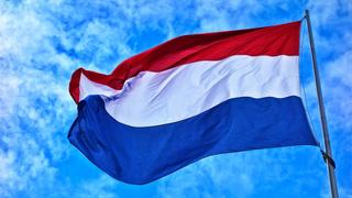 Niederländische Flagge im Wind (Foto: pixabay)