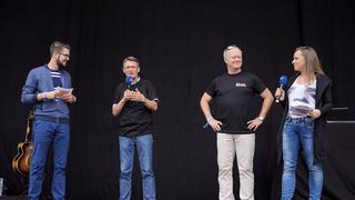 Thurie und Jonas beim SR Ferien Open Air St. Wendel mit Intendant Thomas Kleist (Foto: Dirk Guldner)