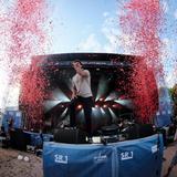 Wincent Weiss auf der Bühne beim SR Ferien Open Air. (Foto: Dirk Guldner)