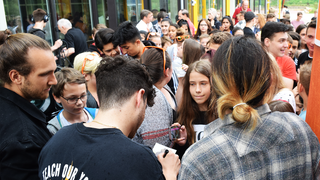 Tiavo bei der Schultour an der Gemeinschaftsschule St. Wendel (Foto: Christoph Brüwer)