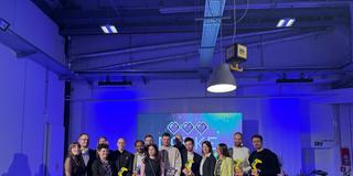 Die Gewinner des Game Awards 2025 bei der Verleihung auf der Bühne (Foto: SR / Florian Rahbari Nejad)