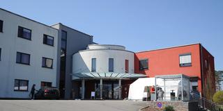 Marienhausklinik St. Josef Kohlhof (Foto: IMAGO / BeckerBredel)