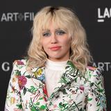 Miley Cyrus auf dem roten Teppich 2021. (Foto: IMAGO / ZUMA Wire)