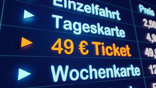 49-Euro-Ticket, Anzeigetafel (Foto: IMAGO / Westlight)