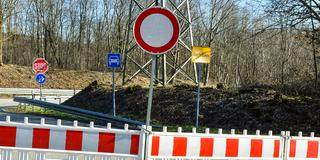 Vollsperrung der Johannisbrücke in Saarbrücken (Foto: IMAGO / BeckerBredel)