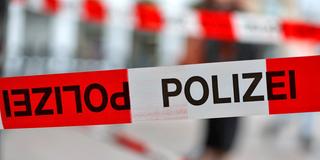 Polizeiabsperrung (Foto: IMAGO / Maximilian Koch)