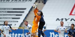 Spielszene in der Partie Waldhof Mannheim gegen 1. FC Saarbrücken (Foto: IMAGO / STEINSIEK.CH)