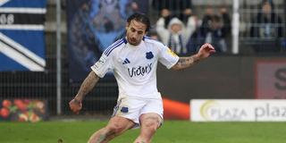 Calogero Rizzuto (1. FC Saarbruecken) am Ball (Foto: IMAGO / Fussball-News Saarland / Sebastian Bach)