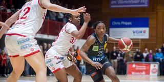 Saarlouis Royals Nr. 25 Martha Ann Burse im Spiel gegen die GiroLive Panthers Osnabrück (Foto: IMAGO / Swaantje Hehmann)