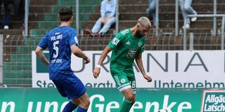 Hilal El-Helwe (FC 08 Homburg) und Paul Polauke (SGV Freiberg)  (Foto: IMAGO / Fussball-News Saarland)