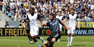 Kai Brünker (1. FC Saarbrücken, Mitte) beim Spiel gegen SV Waldhof Mannheim am 02.05.2026 (Foto: IMAGO / SNS UG)