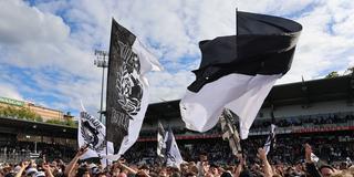 Die SV 07 Elversberg feiert den Aufstieg in die 1. Bundesliga  (Foto: IMAGO / Fussball-News Saarland)