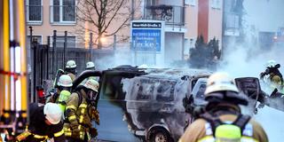 Überfall auf einen Geldtransporter am Freitag (13.01.2023) im Saarlouiser Stadtteil Picard (Foto: IMAGO / BeckerBredel)