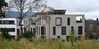 Mehrfamilienhäuser im Neubaugebiet Am Franzenbrunnen (Foto: IMAGO / BeckerBredel)