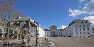 Saarbrücken: Das Barocke Schloss mit Brunnenhaus. (Foto: IMAGO / imagebroker)