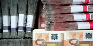 Gebündelte Euro-Scheine (Foto: SR)