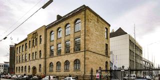 Ehemaliges RAG-Verwaltungsgebäude, später Sitz der IKK in der Trierer Straße in Saarbrücken (Foto: IMAGO / BeckerBredel)