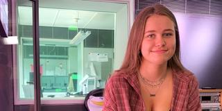 Lilli Nonnweiler im UNSERDING-Studio (Foto: UNSERDING)