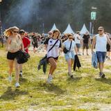 Ein Platz au den Zuschauer gestürmt kommen (Foto: MXM Photo)