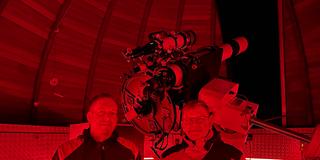  Michael Comteße, 2. Vorsitzender Sternwarte Peterberg (links), Thomas Klassen, 1. Vorsitzender Sternwarte Peterberg (rechts) (Foto: Jil Kalmes/ SR)