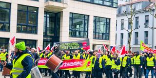 Kundgebung im Rahmen eines ÖPNV-Streiks in Saarbrücken am 2. Februar 2026 (Foto: SR / Susi Zinke)