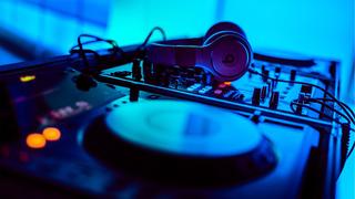 Ein DJ-Pult. (Foto: pixabay.com/StockSnap)