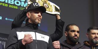 Jürgen Doberstein und  Pierre Hubert Dibombe auf der Pressekonferenz (Foto: SR)