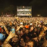 Die Menschenmenge vor der Bühne (Foto: MxM Photo)
