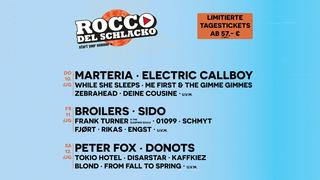 Auf einem blauen Hintergrund steht die Tagesverteilung/Bands des Rocco del Schlacko 2023 (Foto: Rocco del Schlacko)