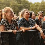 Erste Reihe vor der Bühne. (Foto: MXM Photo)