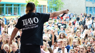 Tiavo feiern mit den Kids (Foto: Christoph Brüwer)