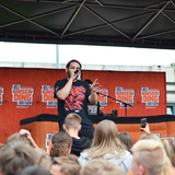 Tiavo auf der Bühne in Marpingen (Foto: Christoph Brüwer)