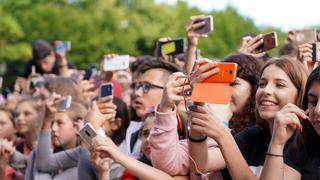 Fans beim Auftritt von Nimo beim SR Ferien Open Air St. Wendel (Foto: Dirk Guldner)