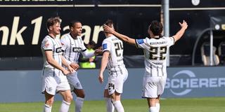 SVE feiert Tor gegen Arminia Bielefeld (Foto: IMAGO / Fussball-News Saarland)