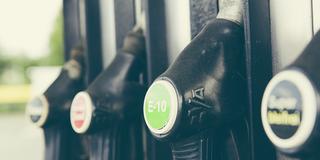 Zapfsäulen einer Tankstelle  (Foto: pixabay / markusspiske)